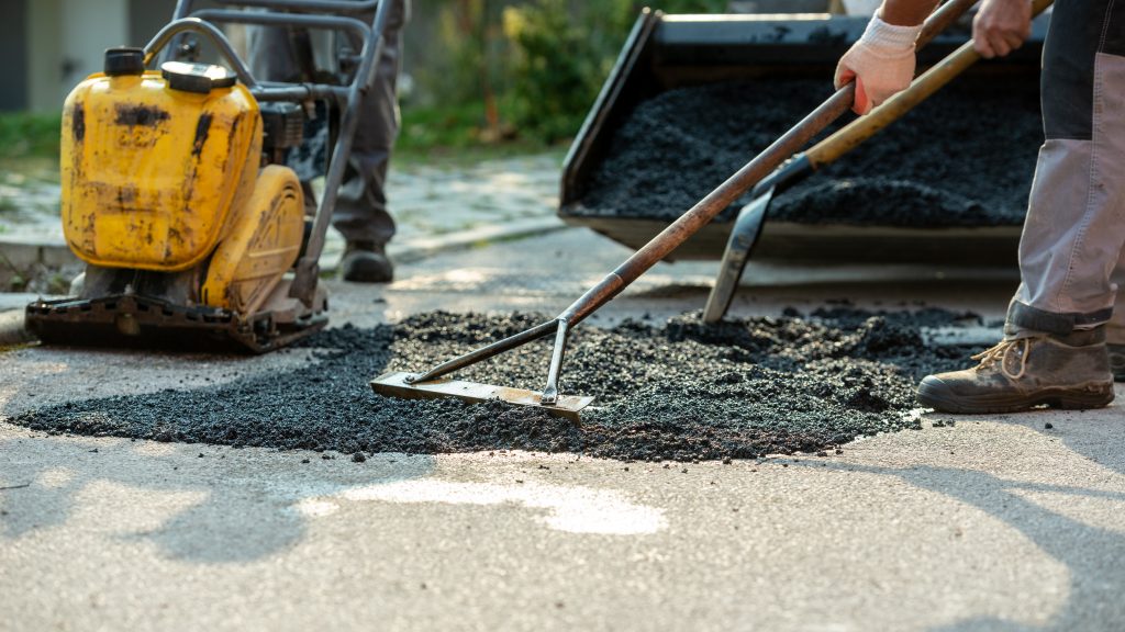 asphalt paving